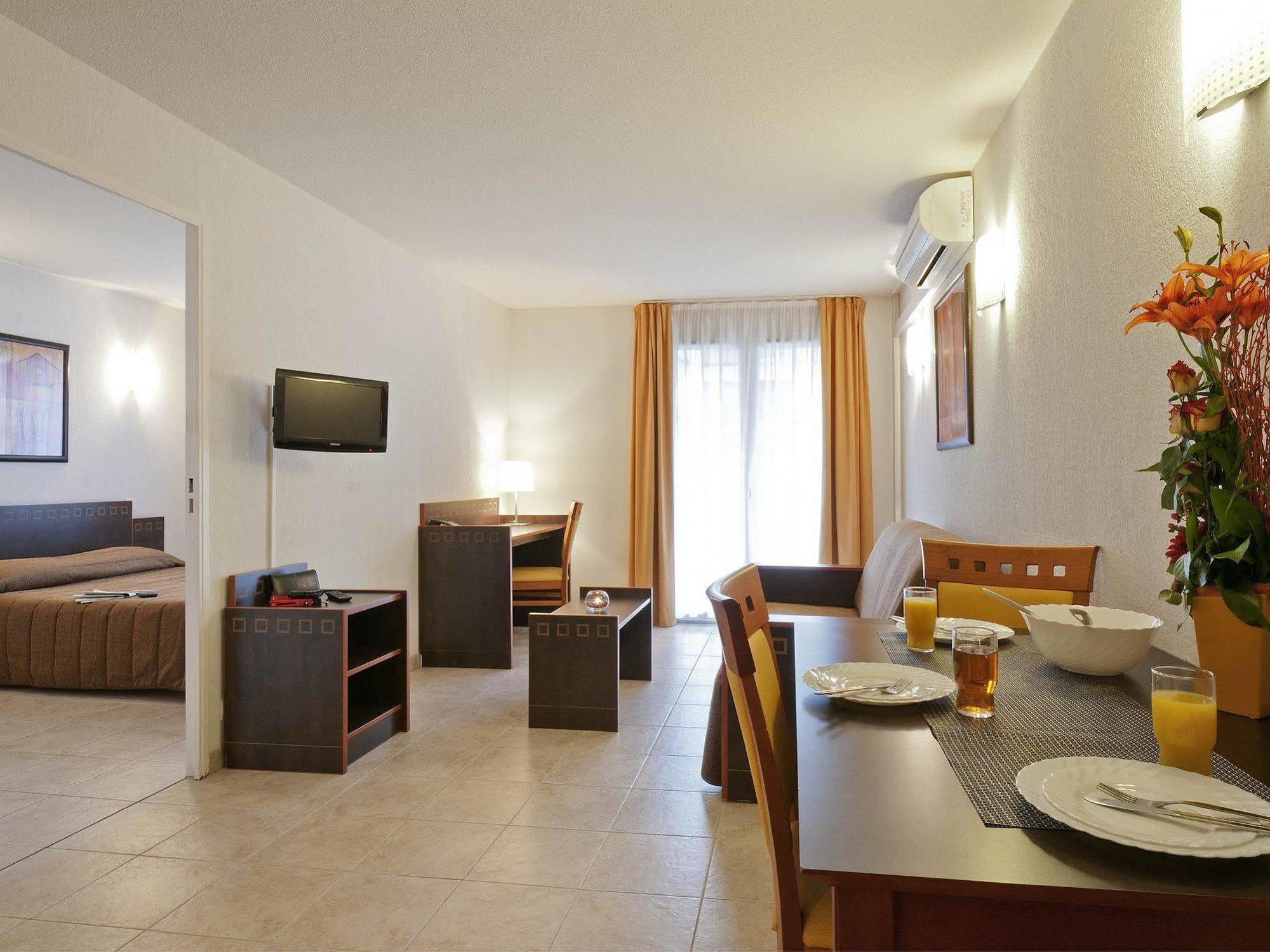 Adagio Access Garibaldi Aparthotel Nizza