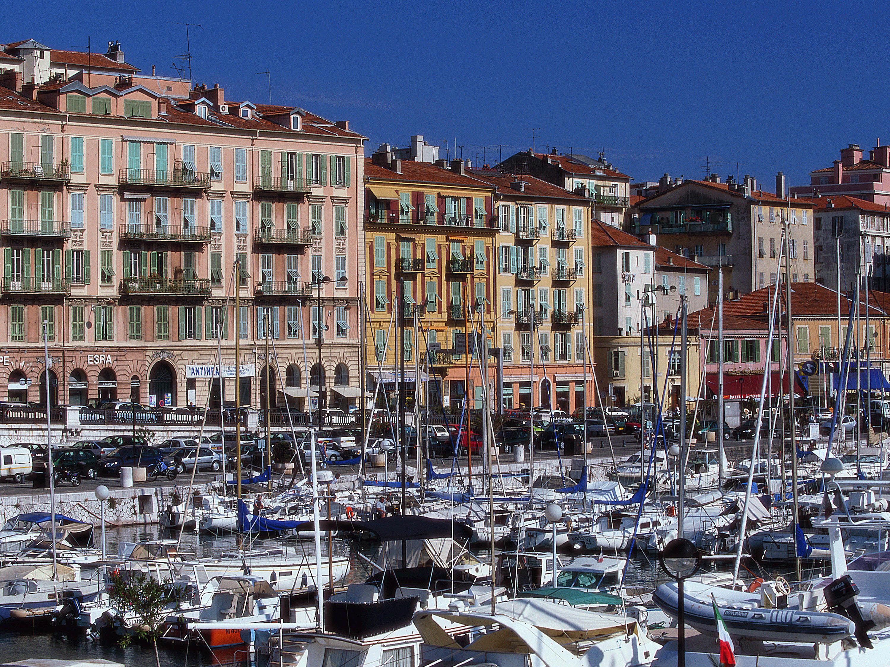 Adagio Access Garibaldi 2* Nice